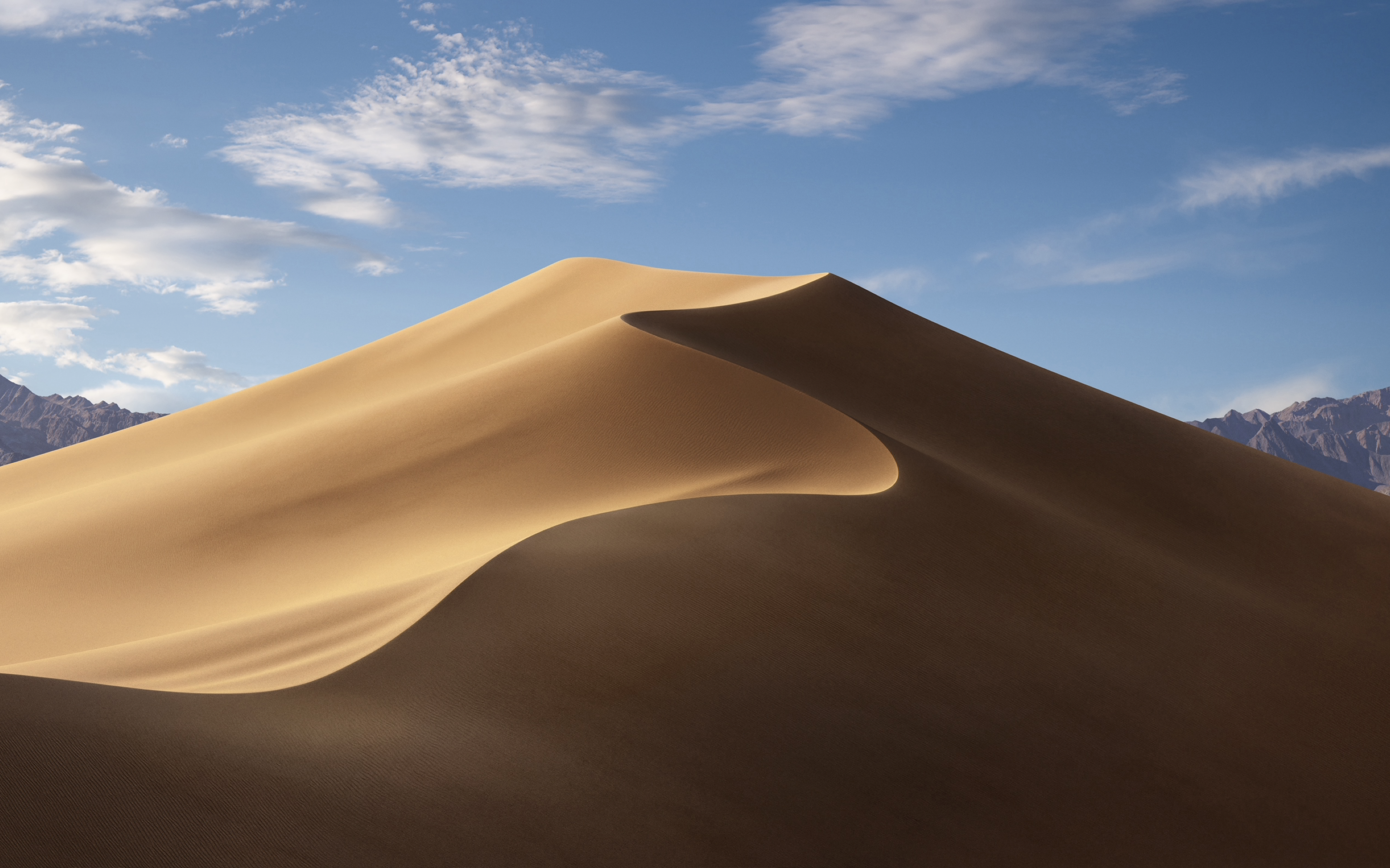 اختلافات خلفية macOS Mojave القياسية